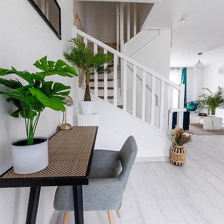 Parmain Forest Chic : Maison San Marina 아파트 외부 사진